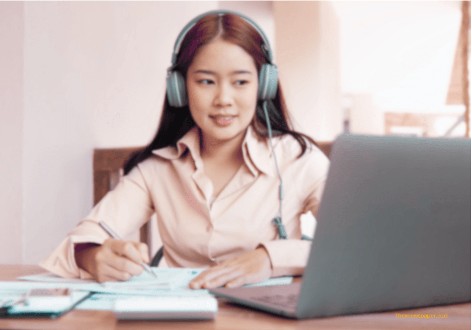 Study Smarter in 2025: 11 Pro Tips to Beat Phone Distraction